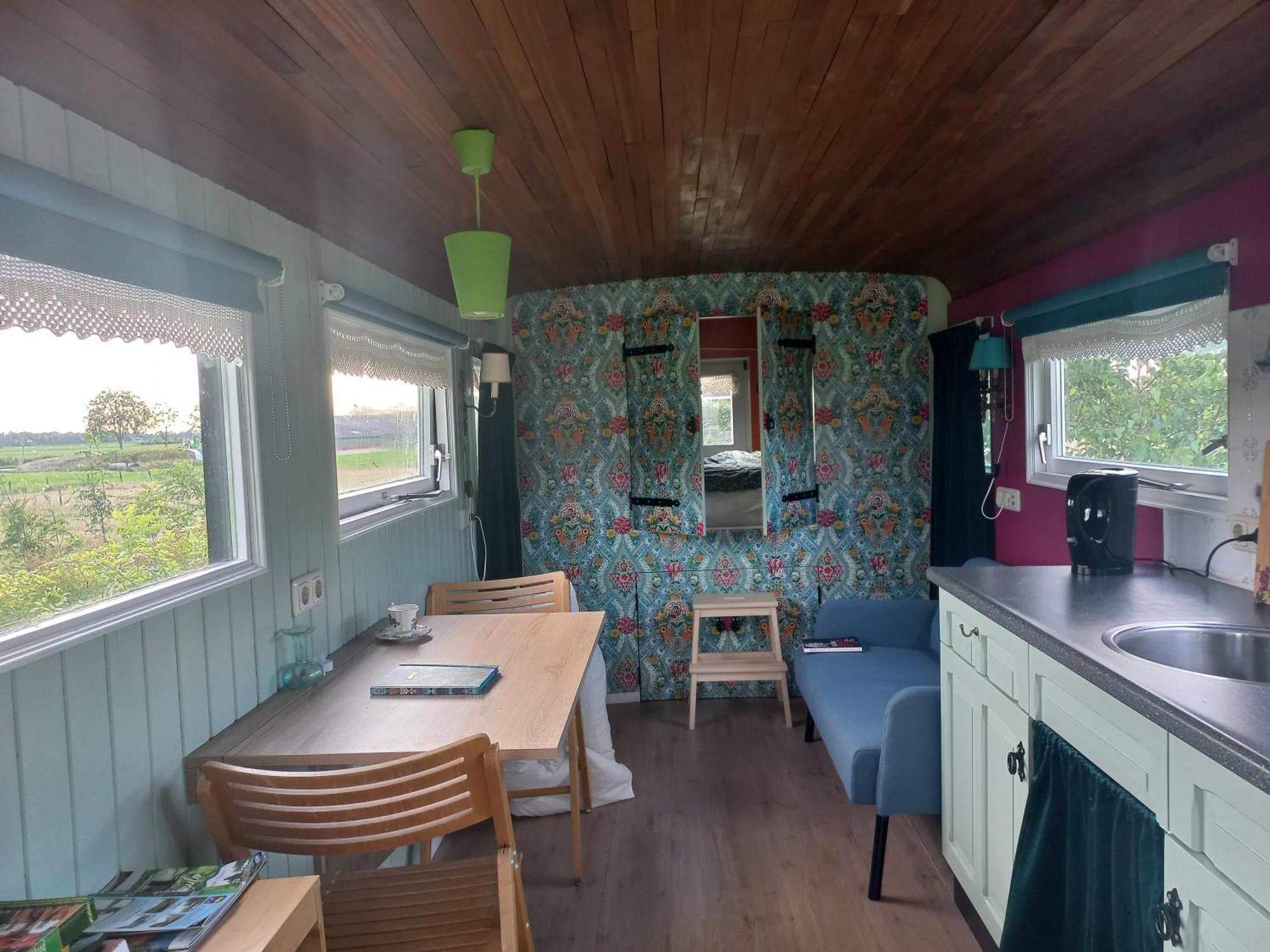 Luxury tent Pipowagen Mamaloe